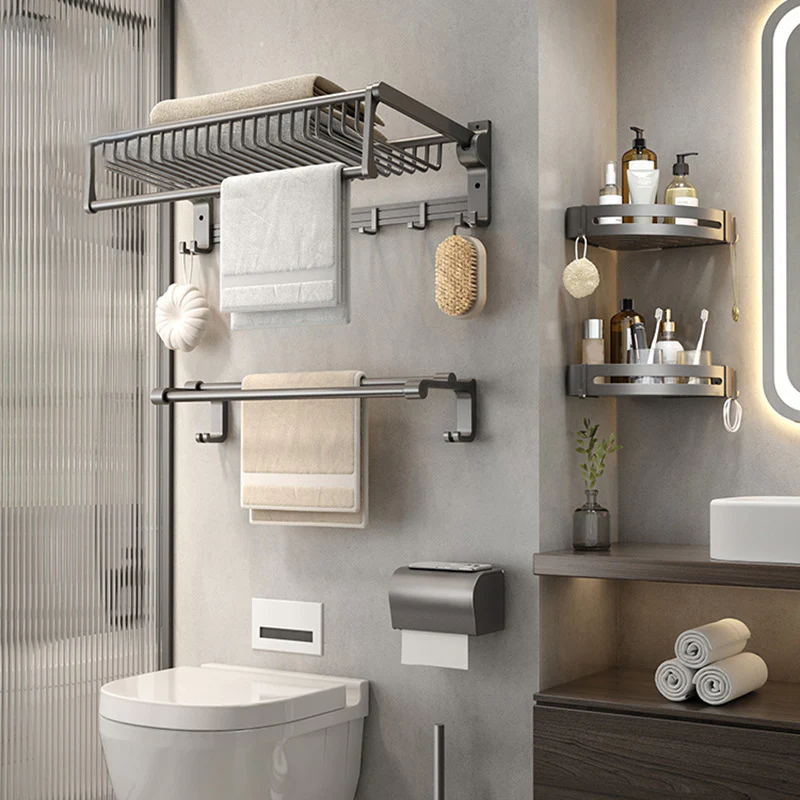 “Personal Touch: Customizing Your Bathroom with Unique Accessories and Decor”